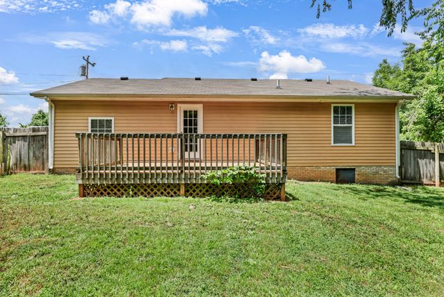 946 Van Buren Ave, Oak Grove, KY 42262
