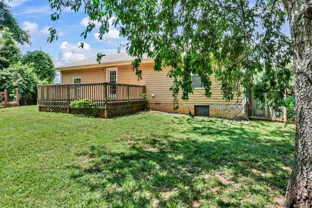 946 Van Buren Ave, Oak Grove, KY 42262