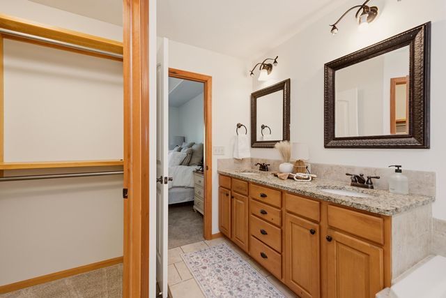 2503 N Springdale Cir, Wichita, KS 67228