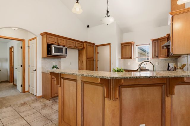 2503 N Springdale Cir, Wichita, KS 67228
