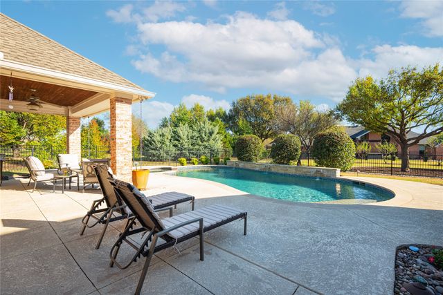 306 Lago Grande Trail, Wylie, TX 75098