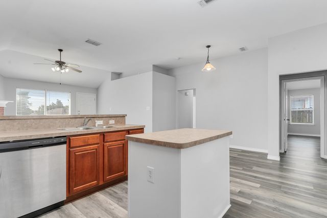 7321 Grass Valley Trail, Fort Worth, TX 76123