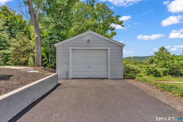 234 Skokorat Road, Beacon Falls, CT 06403
