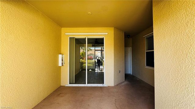 1903 Morning Sun LN F21, Naples, FL 34119