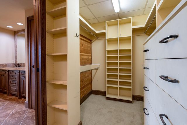 521 President Clinton Ave Apt 1306, Little Rock, AR 72201