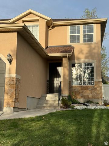 1453 S 400 E, Kaysville, UT 84037