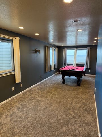 1453 S 400 E, Kaysville, UT 84037