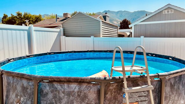1453 S 400 E, Kaysville, UT 84037
