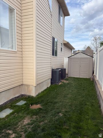 1453 S 400 E, Kaysville, UT 84037