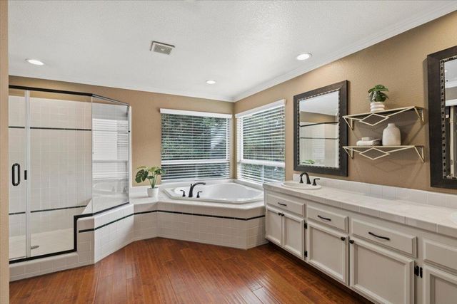 4010 Daggett Dr, Granite Bay, CA 95746