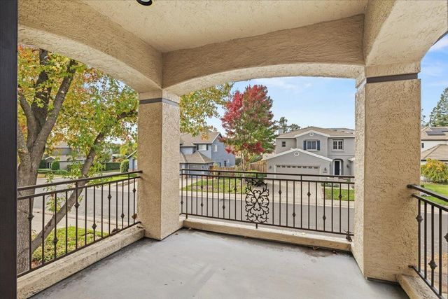 4010 Daggett Dr, Granite Bay, CA 95746