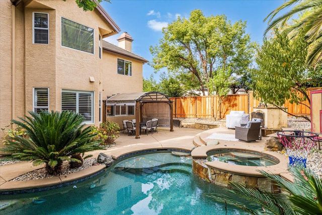 4010 Daggett Dr, Granite Bay, CA 95746