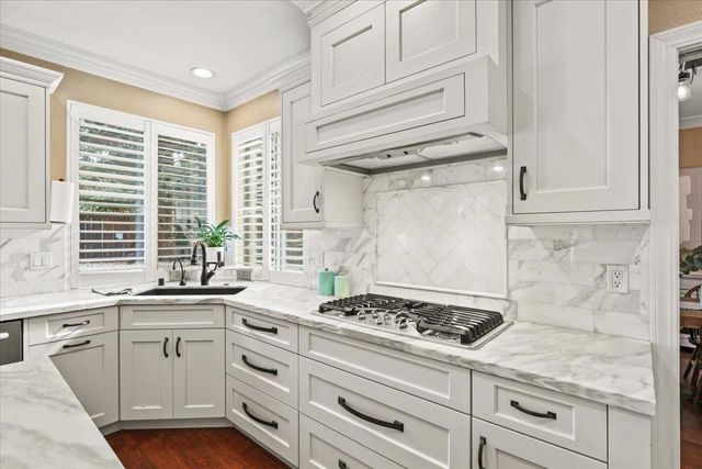 4010 Daggett Dr, Granite Bay, CA 95746