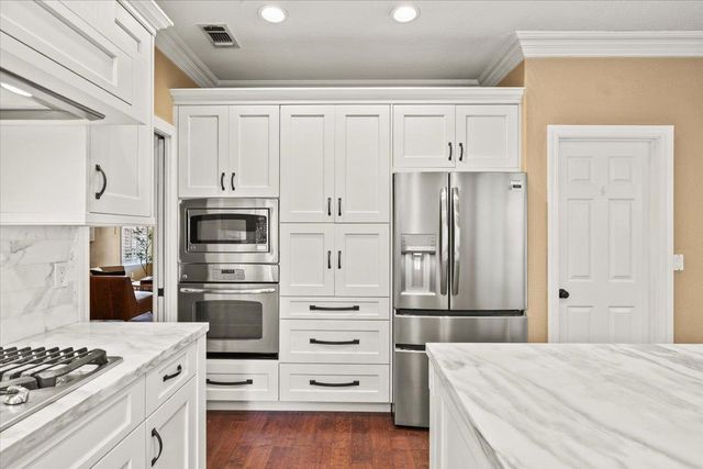 4010 Daggett Dr, Granite Bay, CA 95746