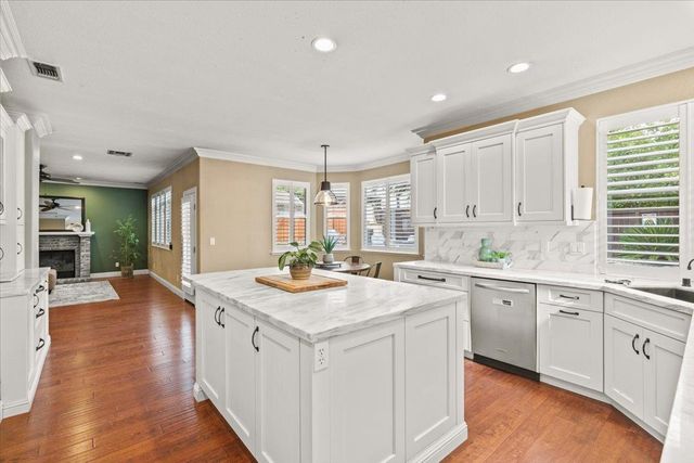 4010 Daggett Dr, Granite Bay, CA 95746