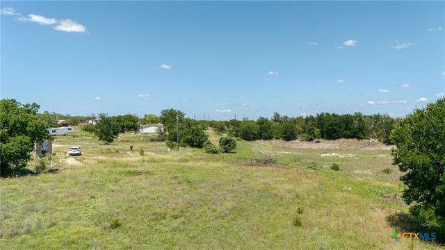 1039 Twin Mountain Road, Copperas Cove, TX 76522