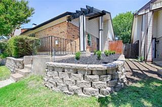 2055 Embassy Way, Carrollton, TX 75006
