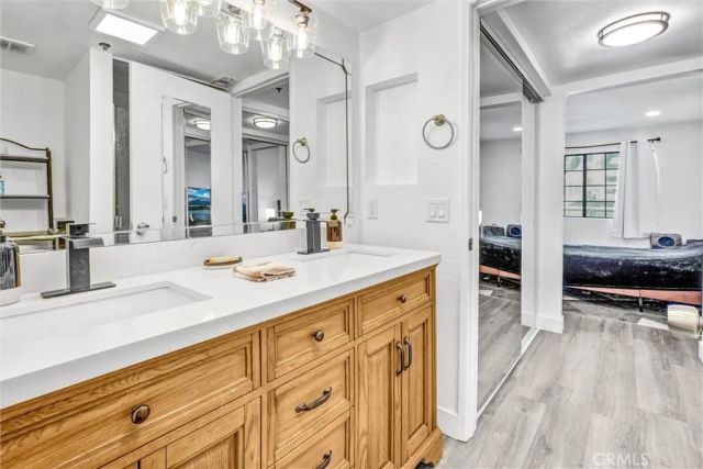 6545 Reseda Boulevard 6, Reseda, CA 91335