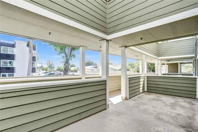 6545 Reseda Boulevard 6, Reseda, CA 91335