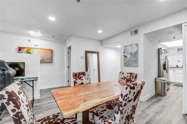 6545 Reseda Boulevard 6, Reseda, CA 91335