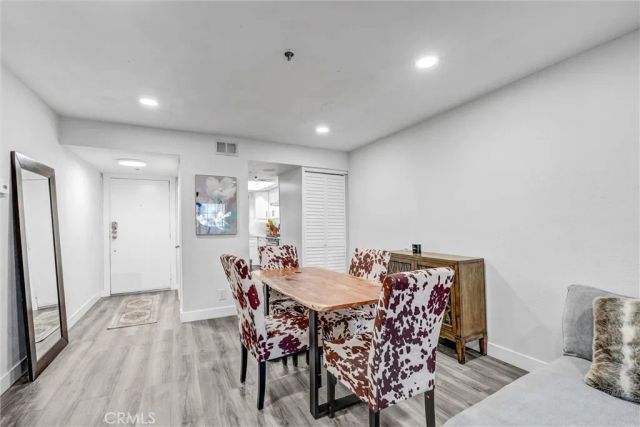 6545 Reseda Boulevard 6, Reseda, CA 91335