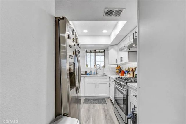 6545 Reseda Boulevard 6, Reseda, CA 91335