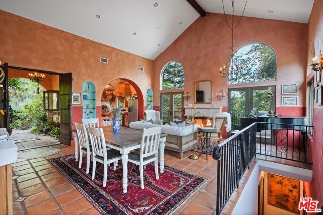 754 Basin Drive, Topanga (los Angeles), CA 90290