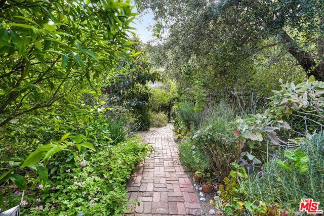 754 Basin Drive, Topanga (los Angeles), CA 90290