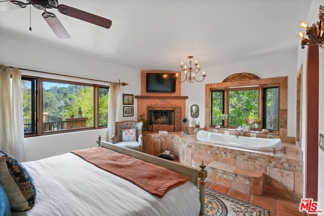 754 Basin Drive, Topanga (los Angeles), CA 90290