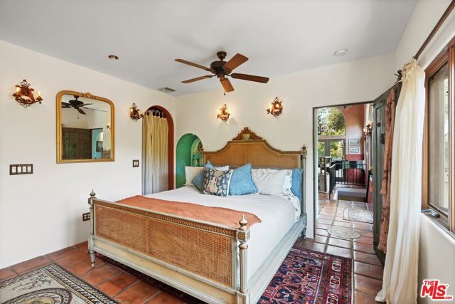754 Basin Drive, Topanga (los Angeles), CA 90290