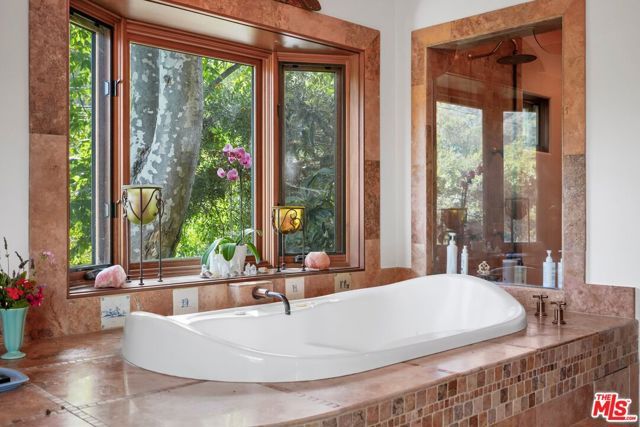 754 Basin Drive, Topanga (los Angeles), CA 90290