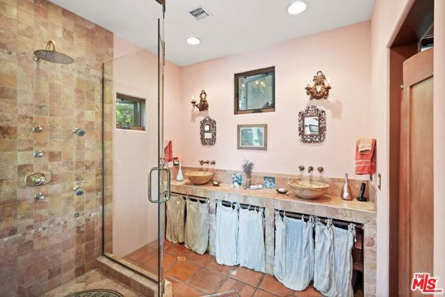 754 Basin Drive, Topanga (los Angeles), CA 90290