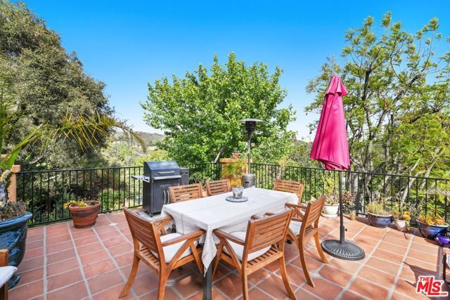754 Basin Drive, Topanga (los Angeles), CA 90290
