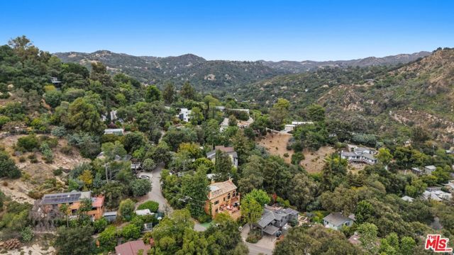 754 Basin Drive, Topanga (los Angeles), CA 90290