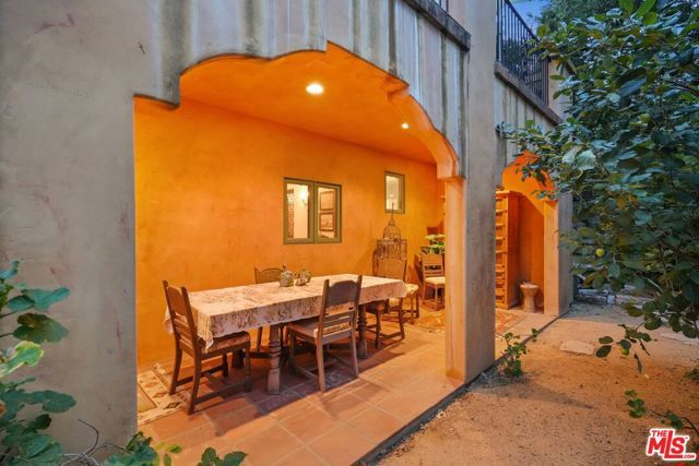 754 Basin Drive, Topanga (los Angeles), CA 90290