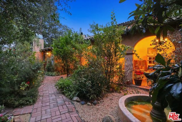 754 Basin Drive, Topanga (los Angeles), CA 90290