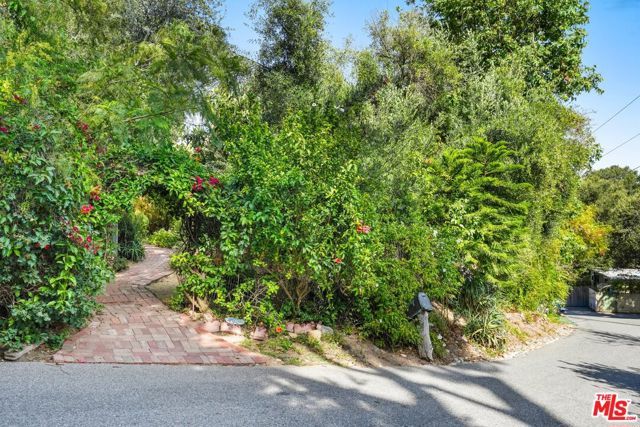 754 Basin Drive, Topanga (los Angeles), CA 90290