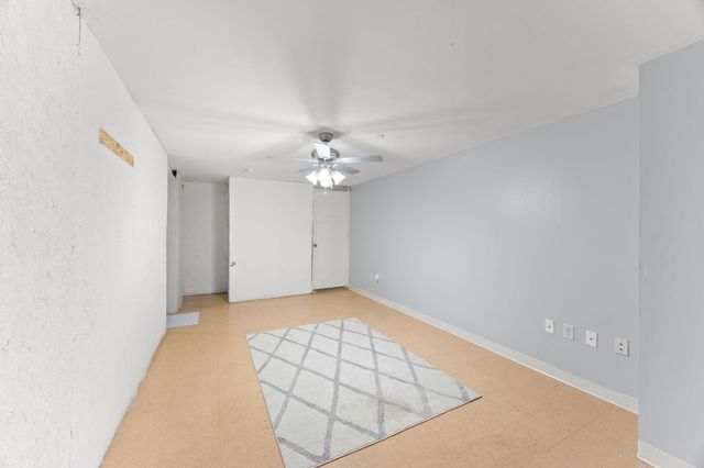 2735 Chippewa Avenue, North Saint Paul, MN 55109