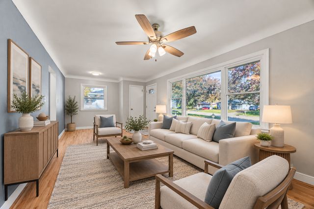 2735 Chippewa Avenue, North Saint Paul, MN 55109