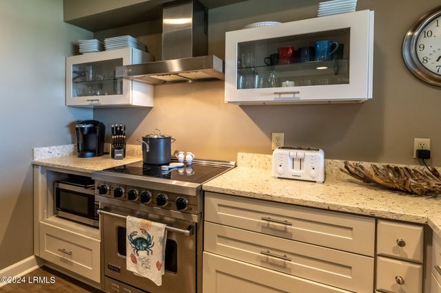 6 N Harbor Drive M317, Harbor Island, SC 29920