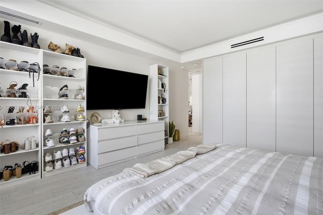 5600 Collins Avenue 5A, Miami Beach, FL 33140