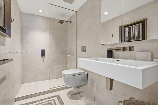 5600 Collins Avenue 5A, Miami Beach, FL 33140