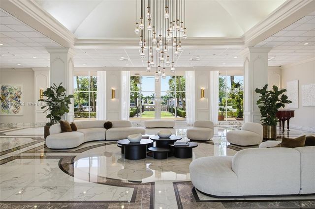 5600 Collins Avenue 5A, Miami Beach, FL 33140