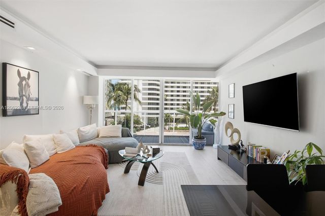 5600 Collins Avenue 5A, Miami Beach, FL 33140