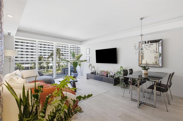 5600 Collins Avenue 5A, Miami Beach, FL 33140