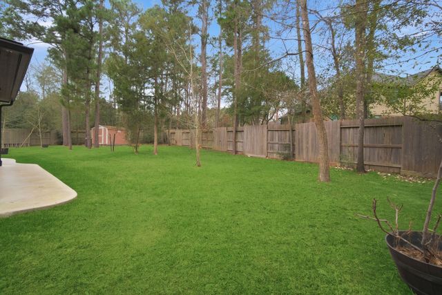 109 Cobble Medley Court, Conroe, TX 77318