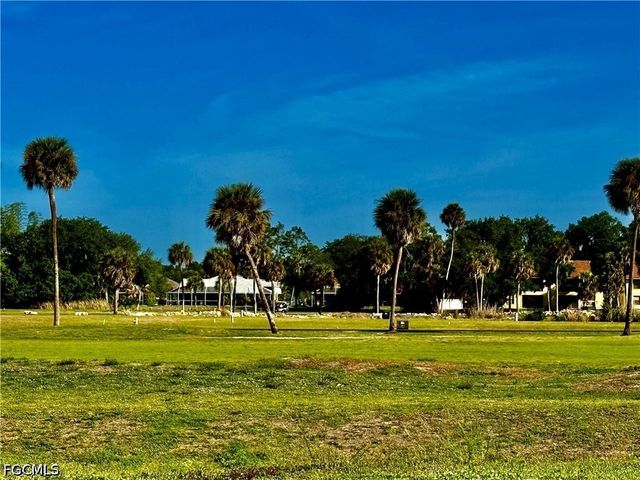 343 Joel BLVD 211-D, Lehigh Acres, FL 33936