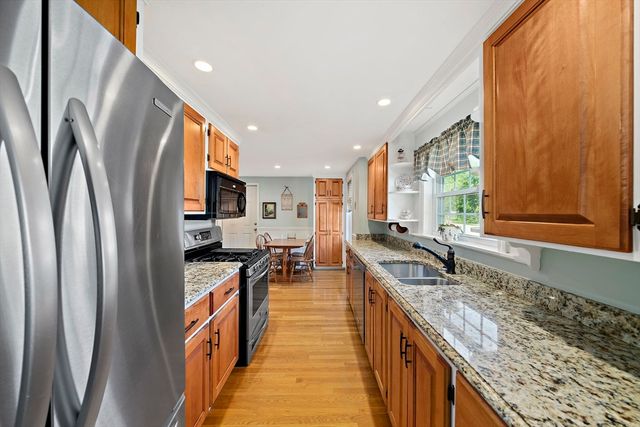 43 Aster Cir, Weymouth, MA 02188