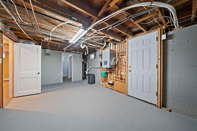 43 Aster Cir, Weymouth, MA 02188