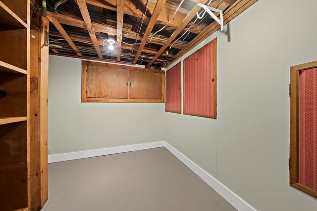43 Aster Cir, Weymouth, MA 02188